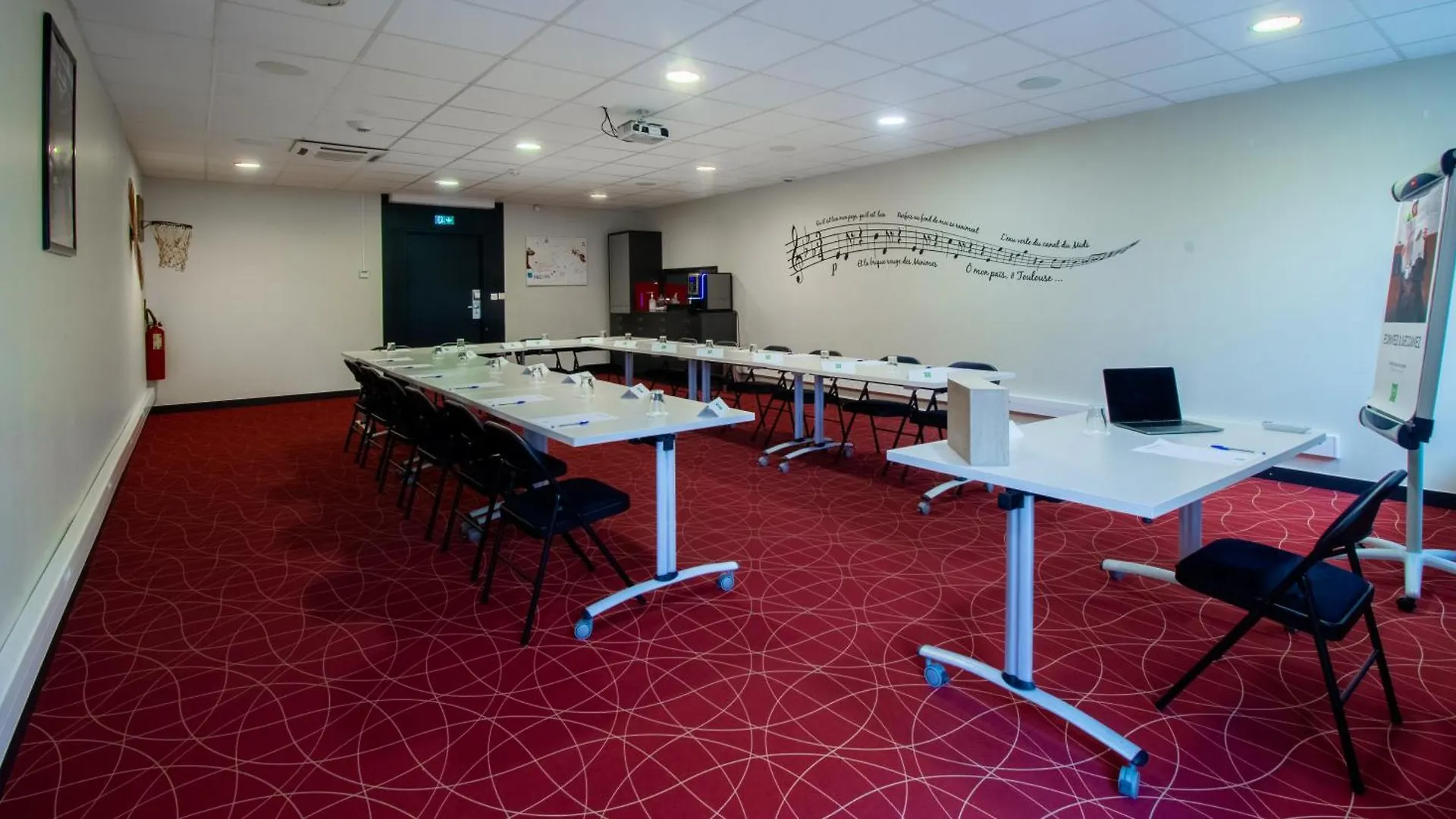 Ibis Styles Toulouse Blagnac Aeroport Hotel